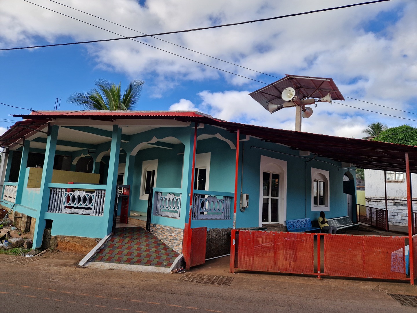 الْمَسْجِد نَيبا تيتي بركة الله