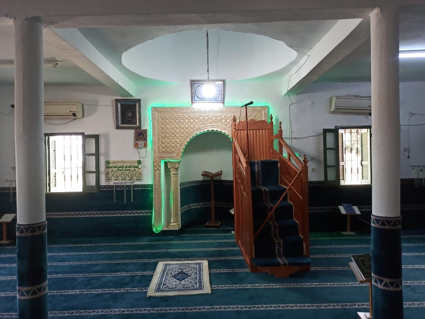 جامع الصفاء بئر الحجر