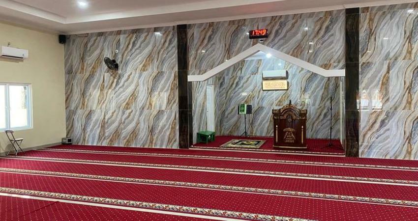 MASJID JAMI AT-TAQWA  PERUMNAS 3