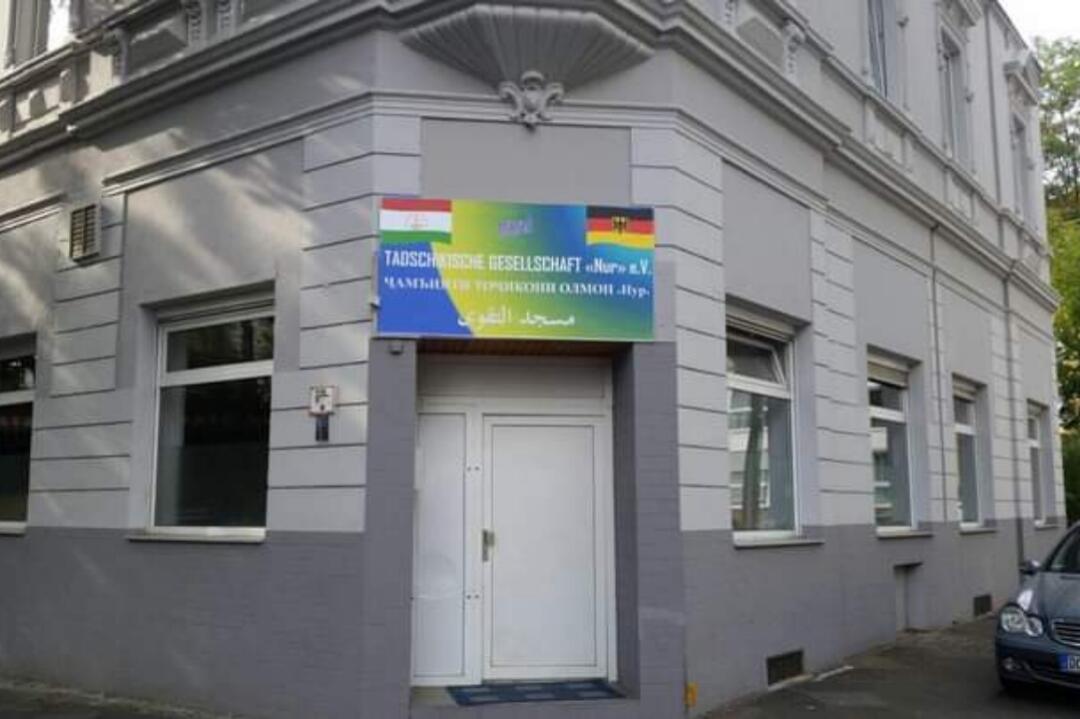 Tadchikische Gesellschaft Nur مسجدالتقوی
