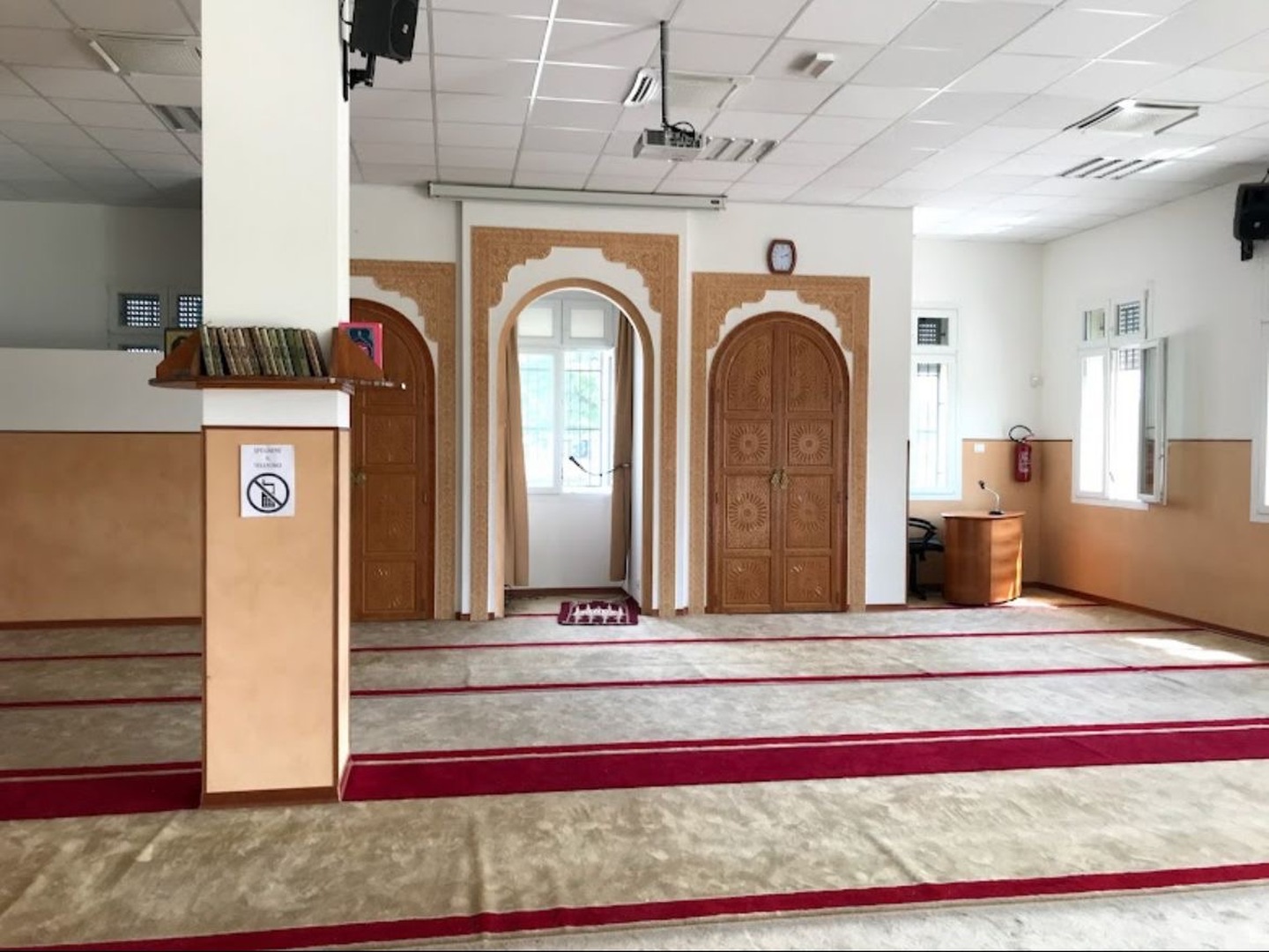 مسجد الإخلاص بميراندولا