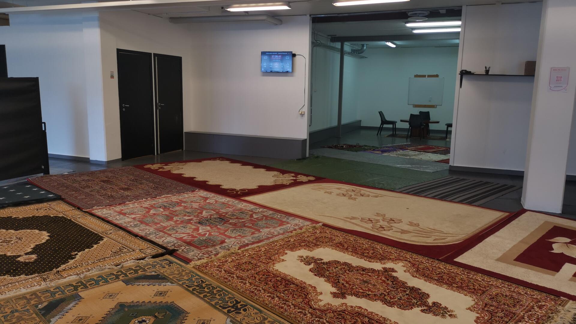 FRÖLUNDA MASJID