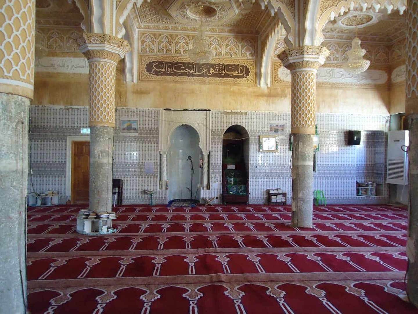مسجد النصر  الذرعان