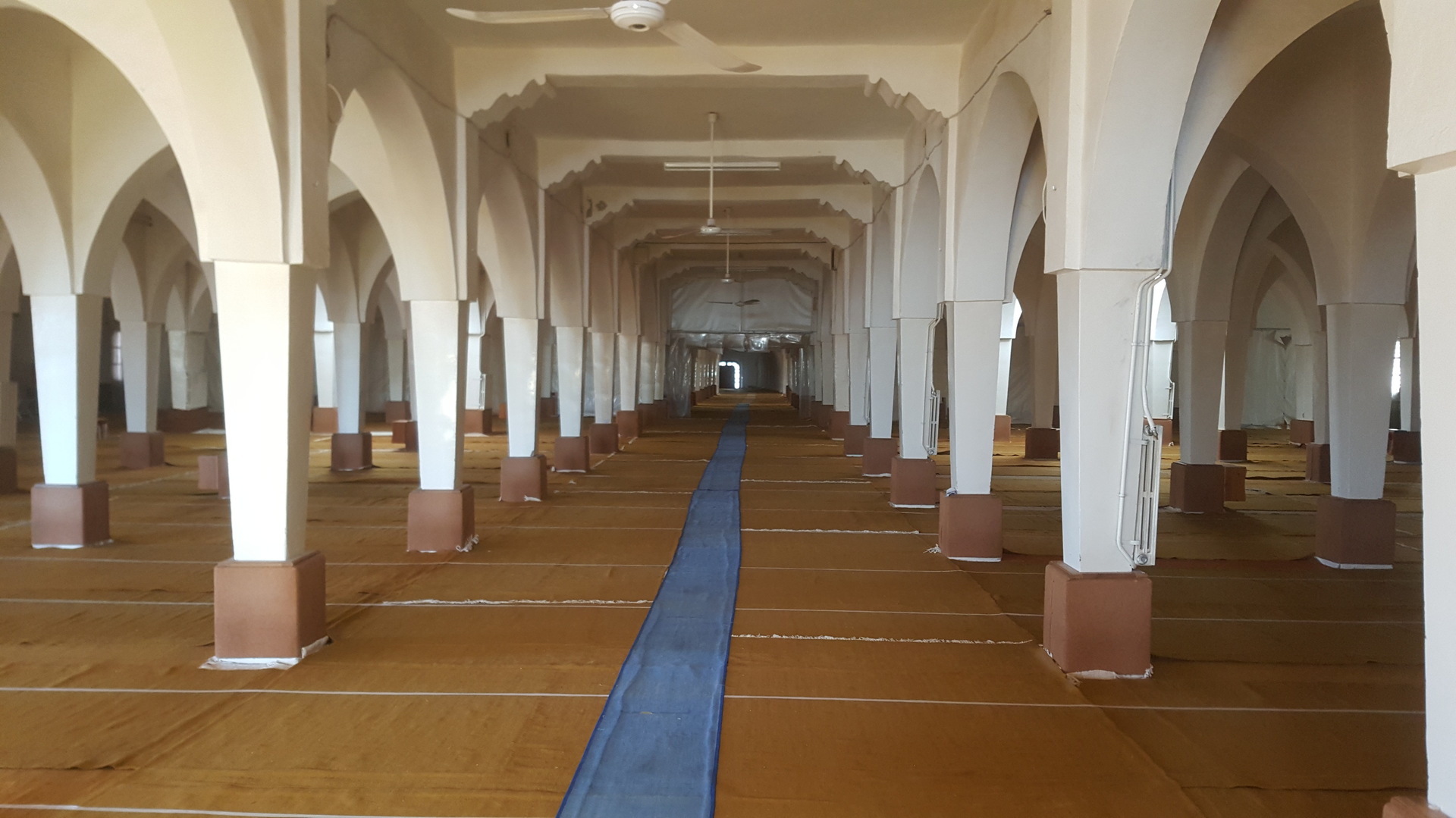 المسجد الكبير القرارة