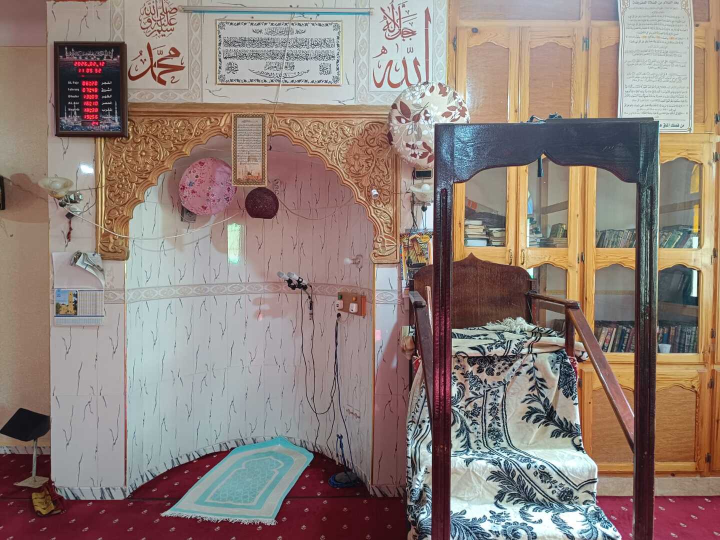 مسجد العتيق - حي الشرفة