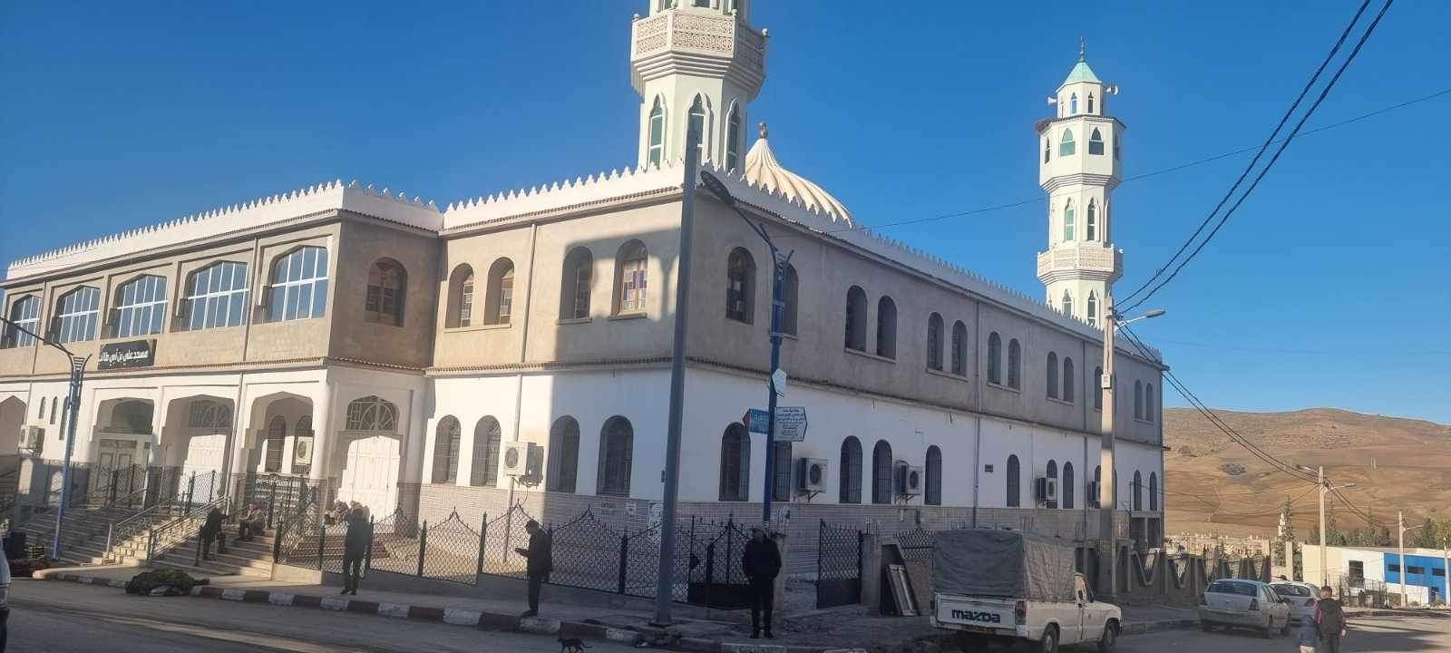 مسجد علي بن أبي طالب