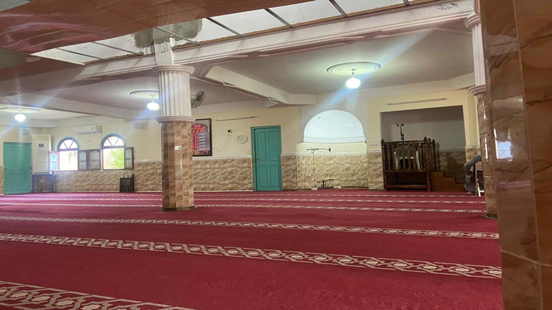 مسجد عمر بن الخطاب-السابلان