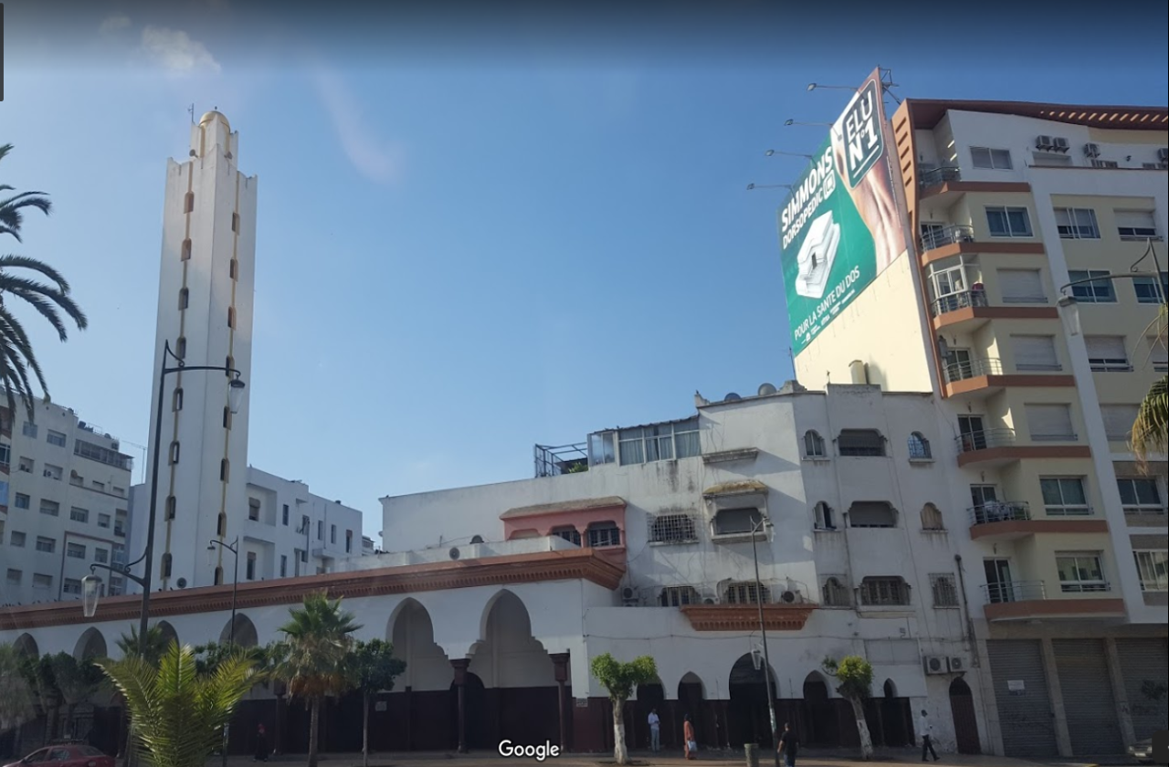 مسجد الصخور السوداء