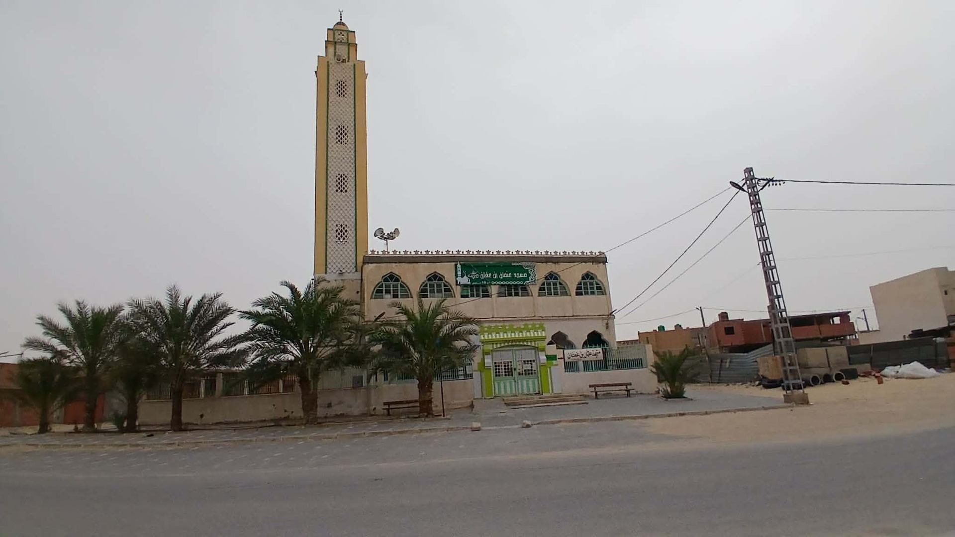 مسجد الصحابي عثمان بن عفان حي 19 مارس