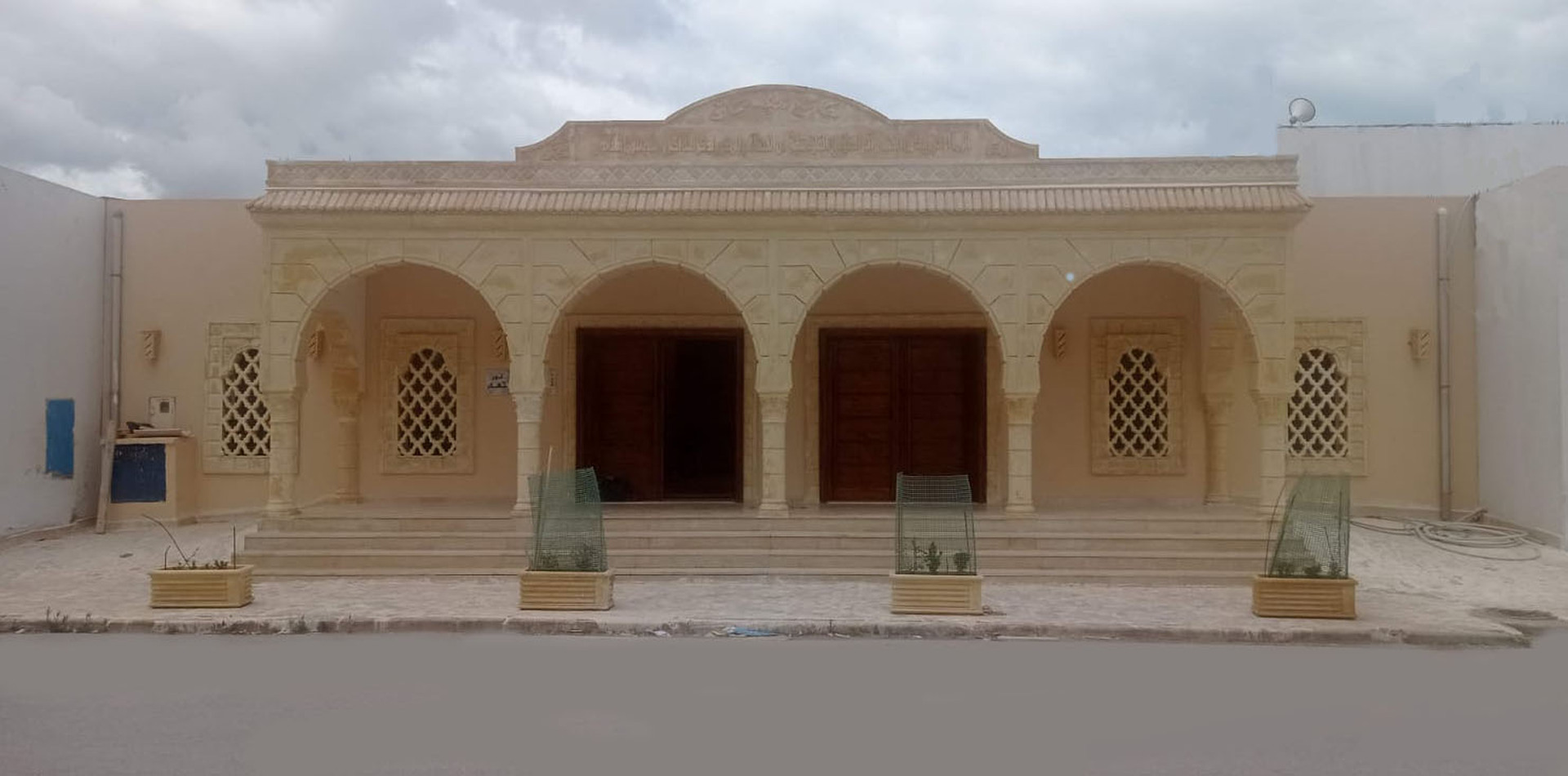 مسجد الإيمان - قرية نور جعفر