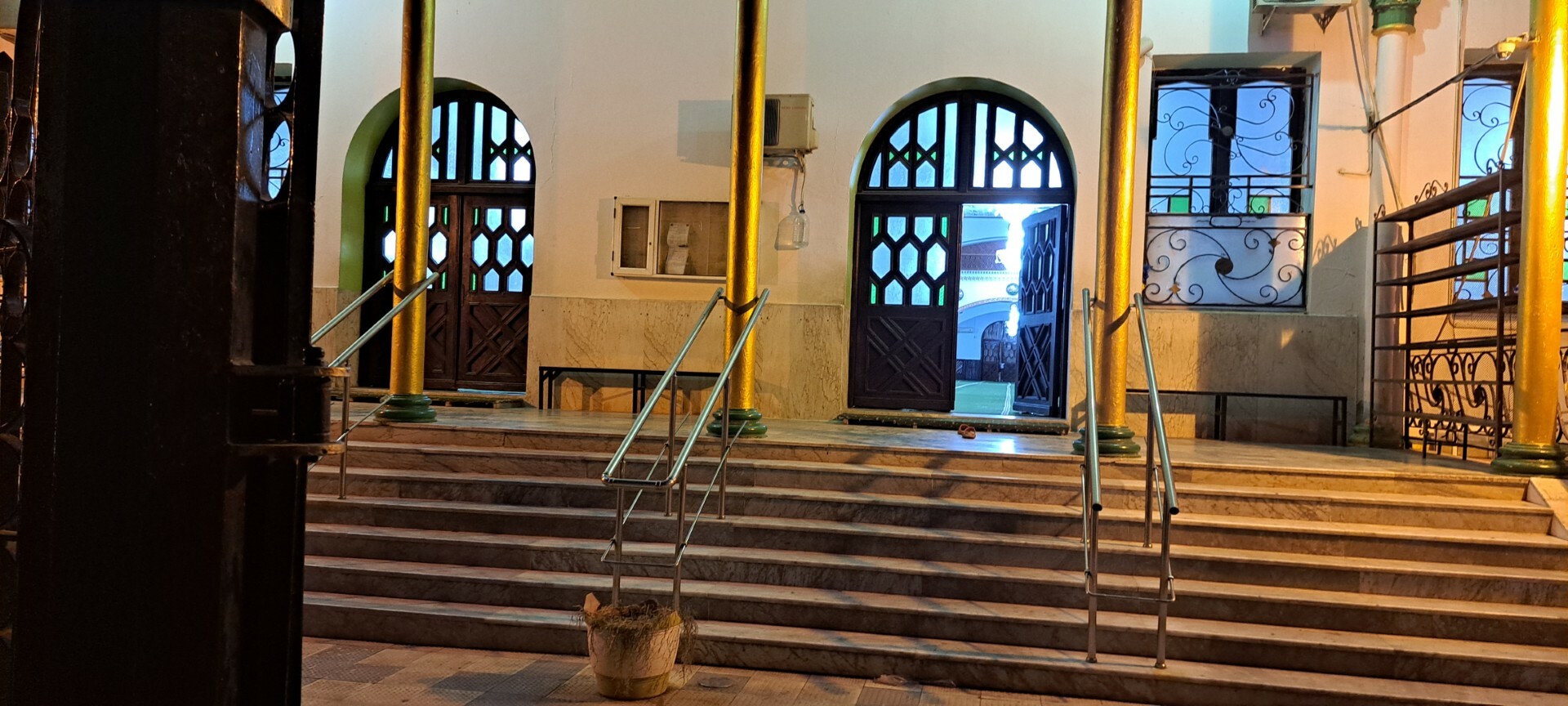 مسجد الأمير عبد القادر خنشلة