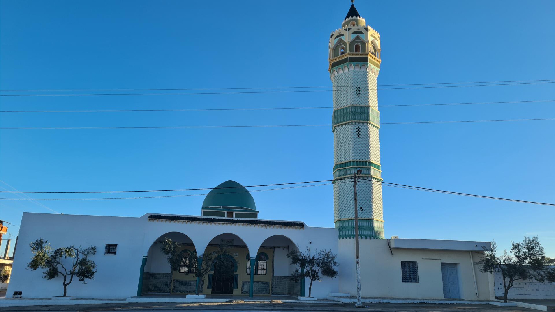 جامع الرحمة - البحيرة البقالطة