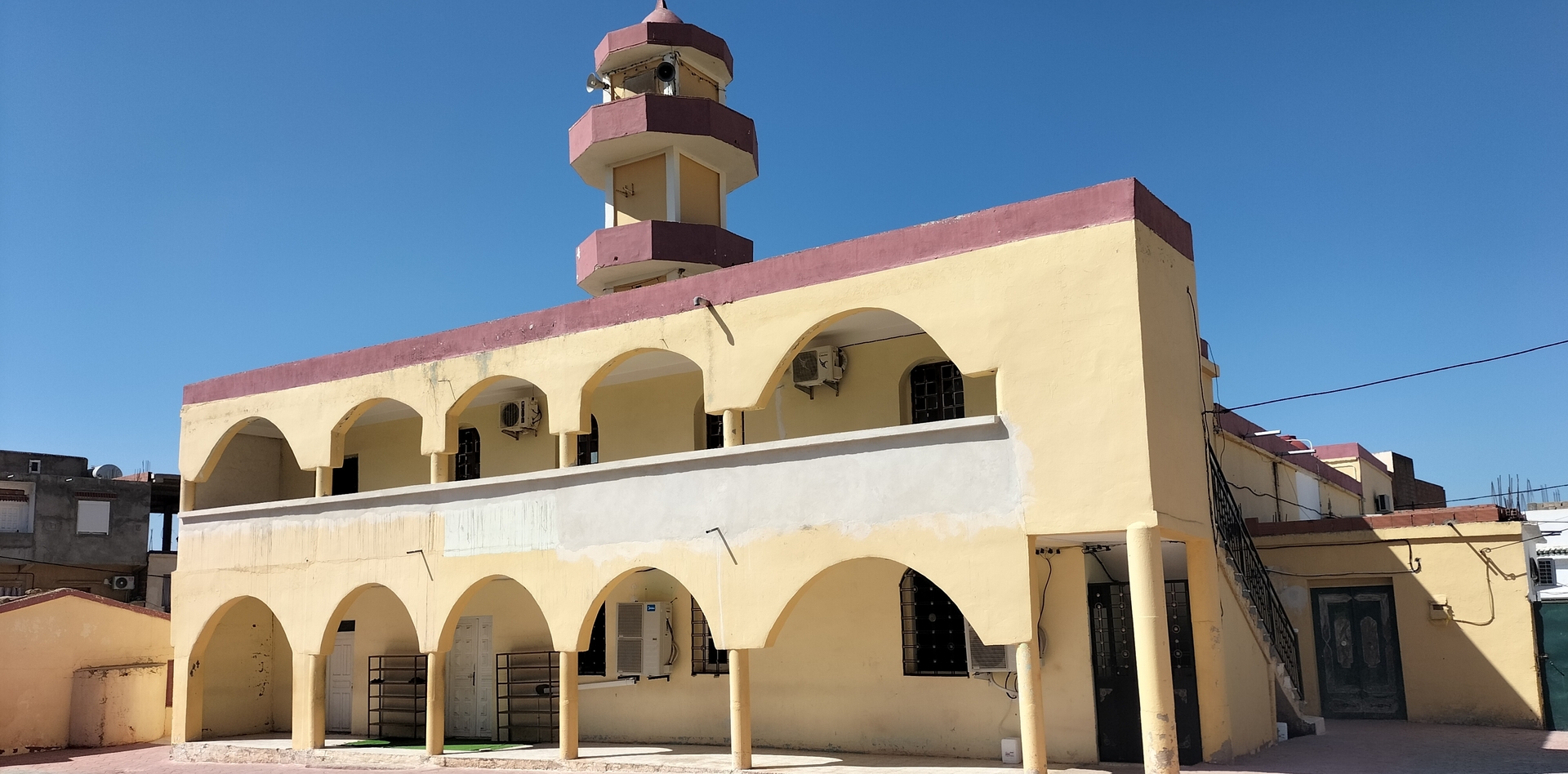 مسجد عبد الرحمان بن عوف الخضارة