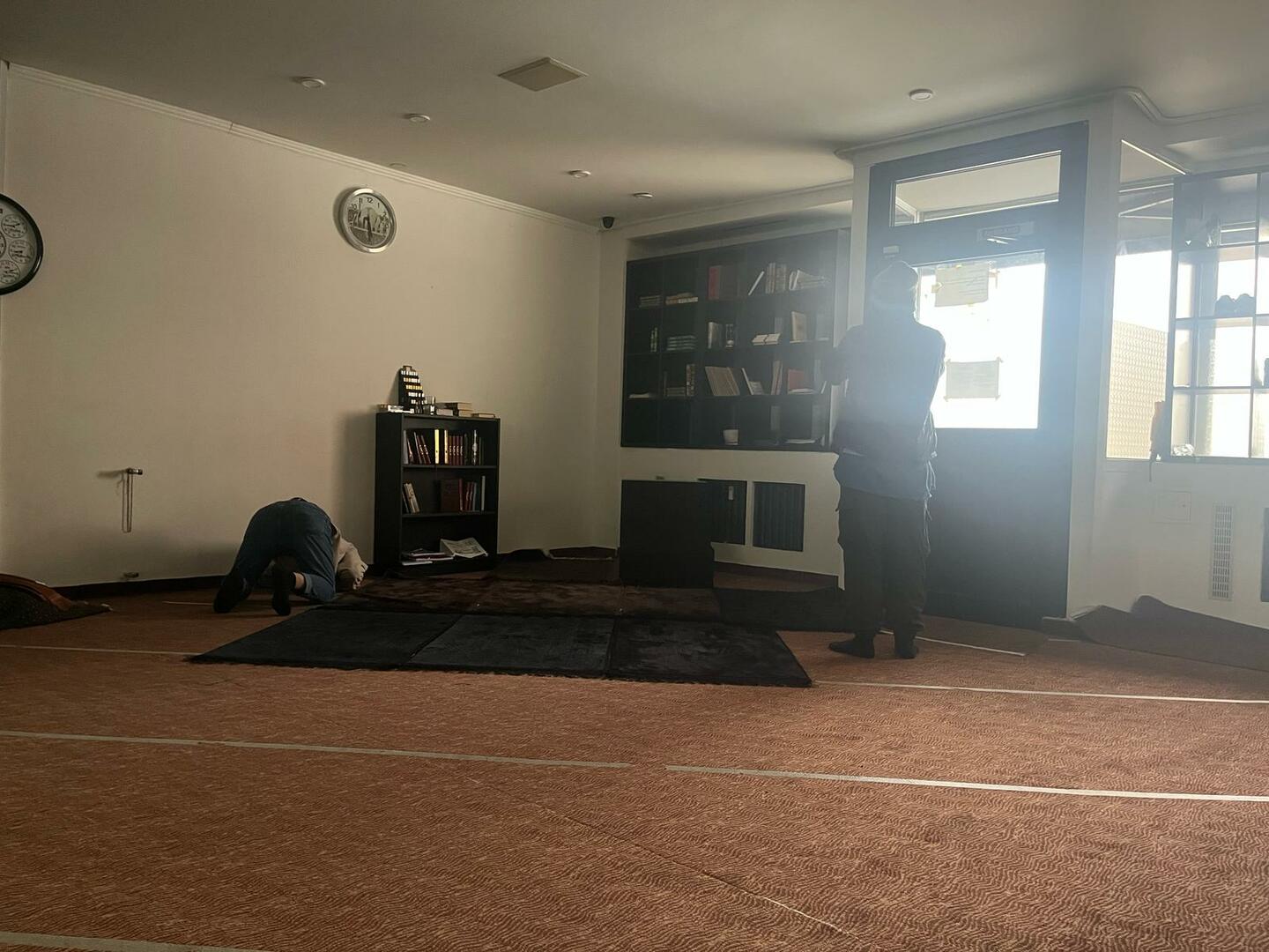 Bangladeshi Mosque   مسجد الــرحـــمـــة