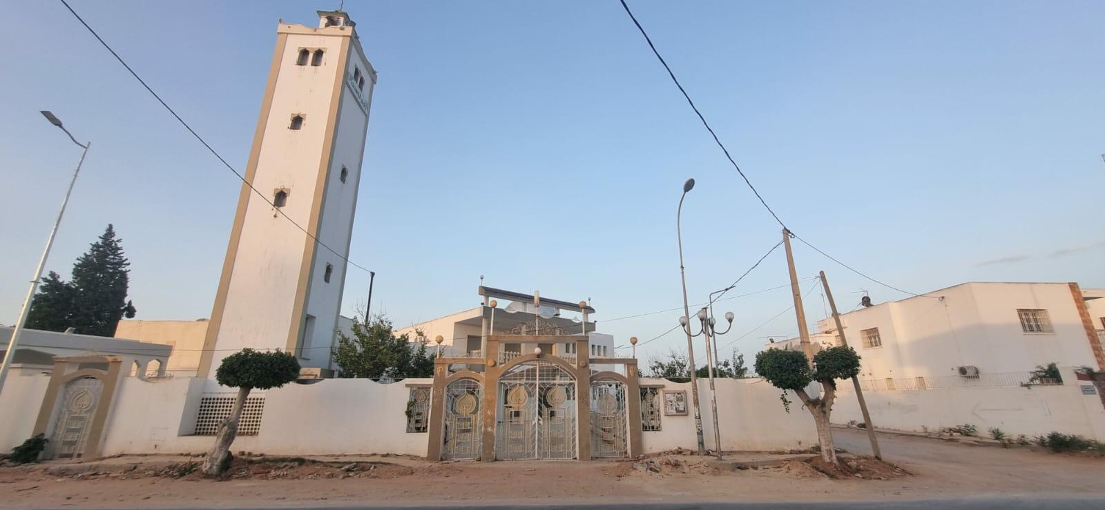 جامع الحسنى الطبلبي