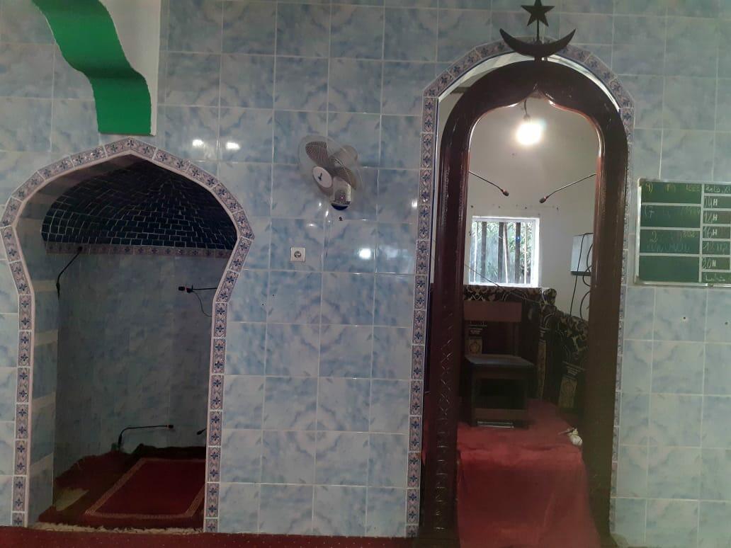 مسجد الجمعة MAJIKAVO KOROPA