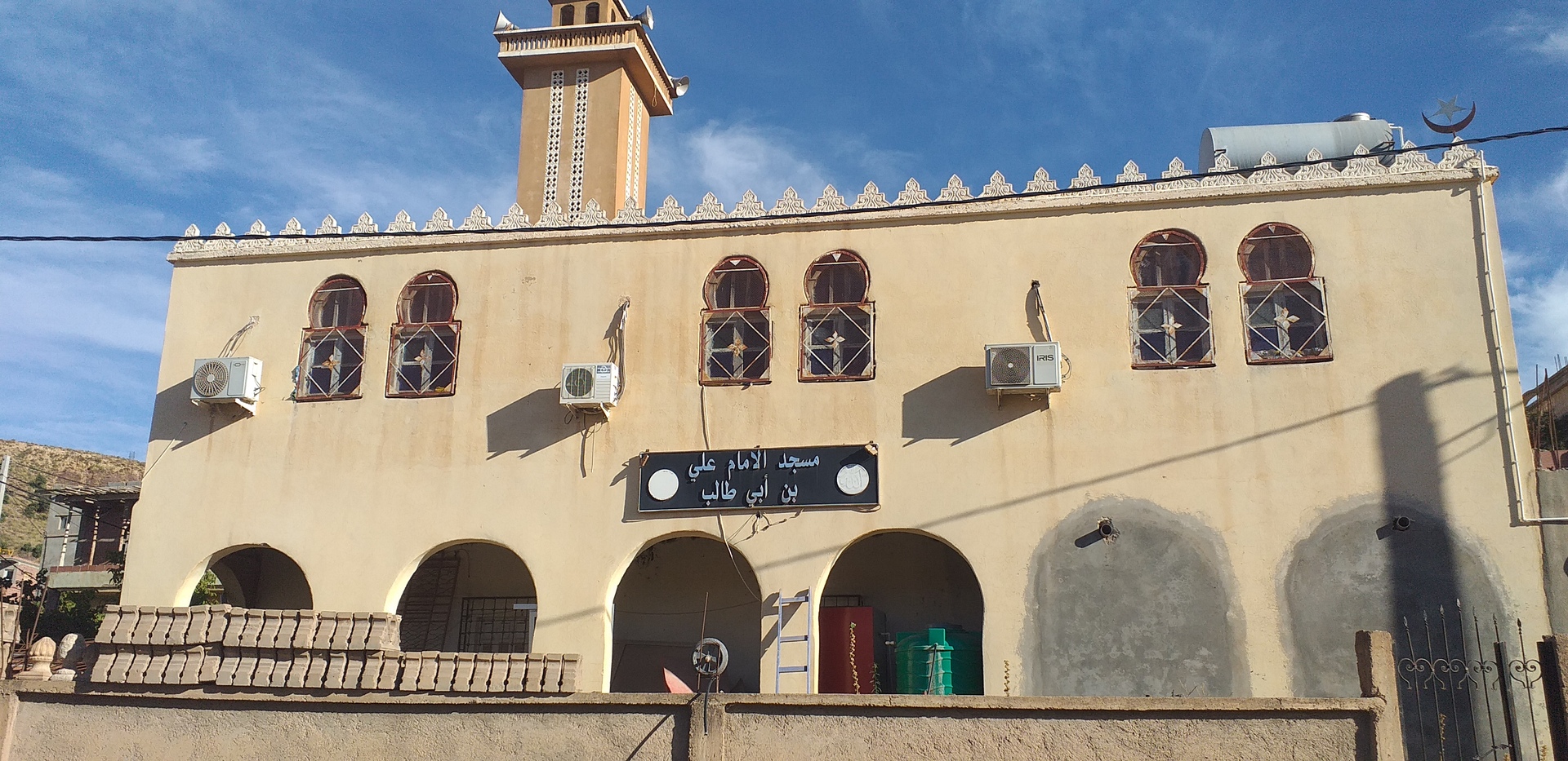 مسجد الامام علي بن ابي طالب بوزيزة