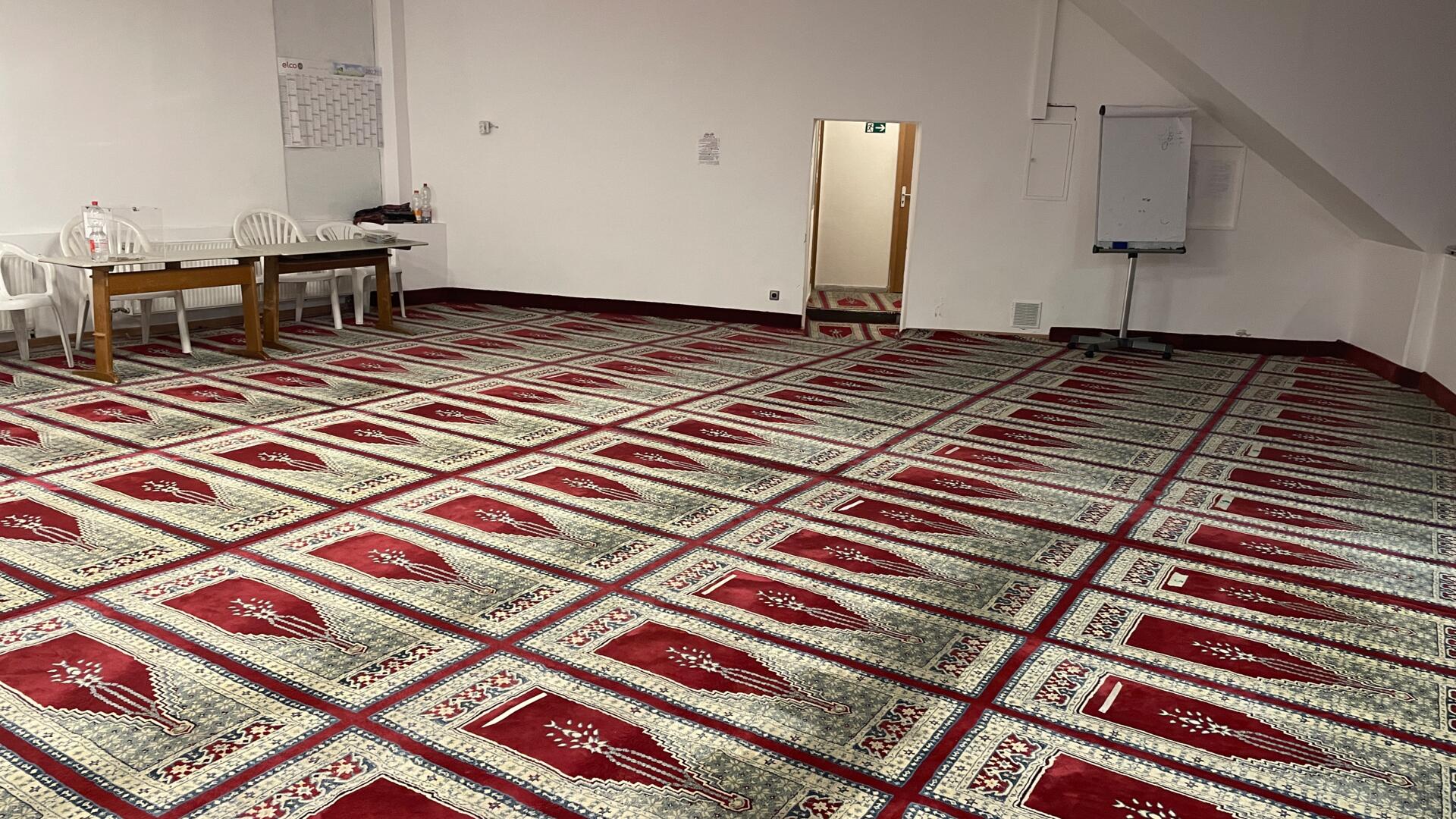 Al Rahman Moschee   مسجد الرحمٰن