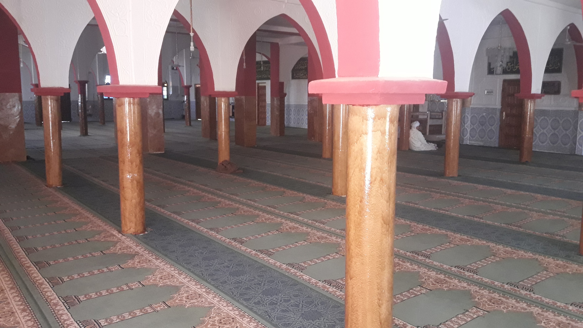 مسجد حسان بن ثابت درمام