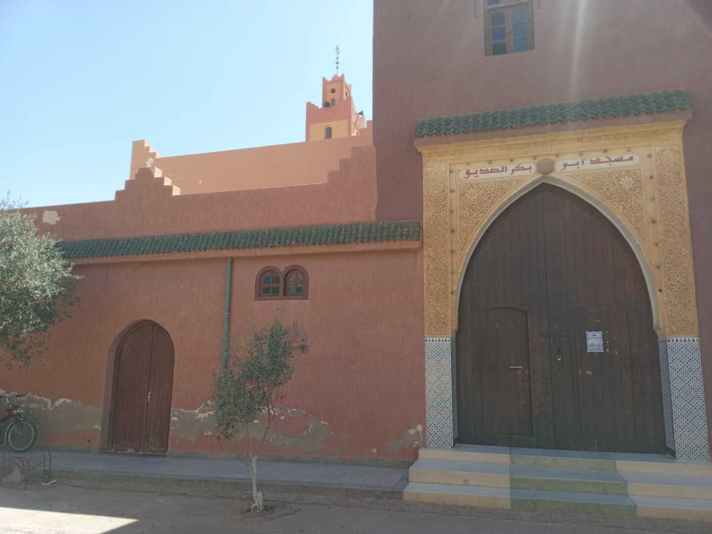 مسجد أبوبكر الصديق - قصر الحمام الفوقاني