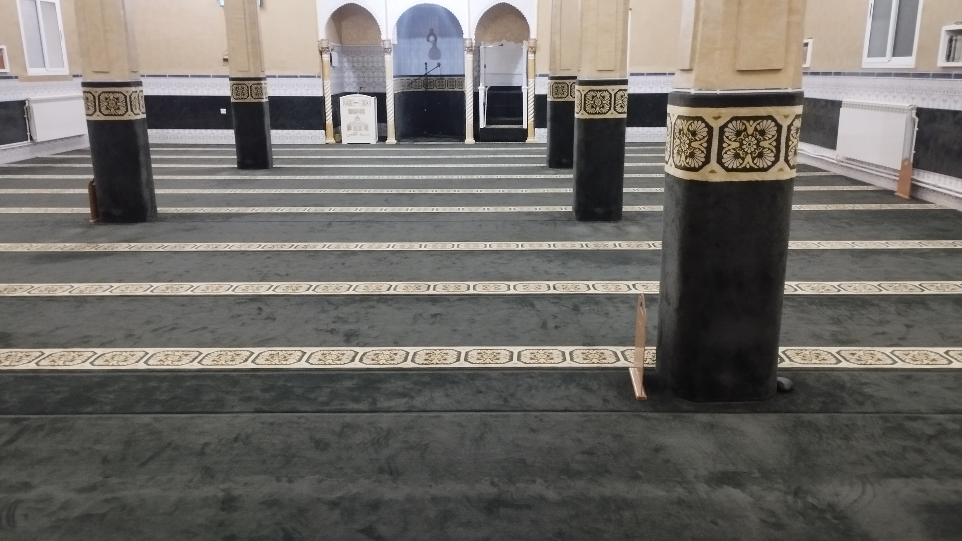 مسجد القدس-إغيل إزوڤاغن-أيت تيزي