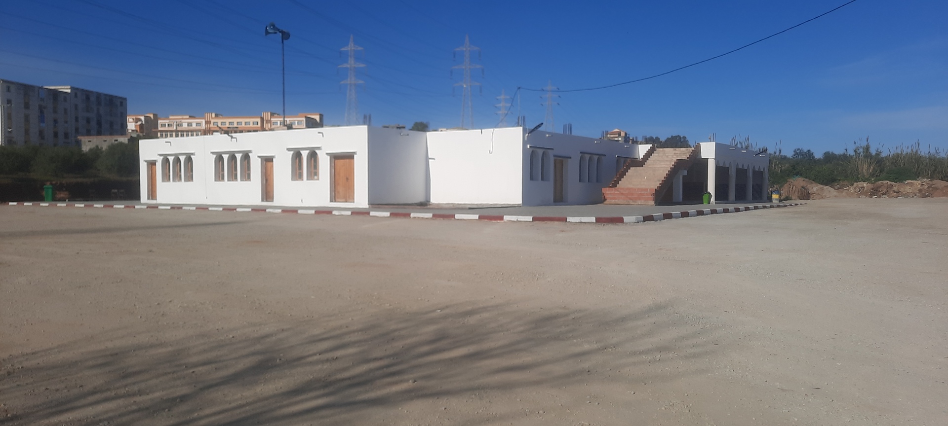 مسجد محمد البشير الإبراهيمي الدرادر