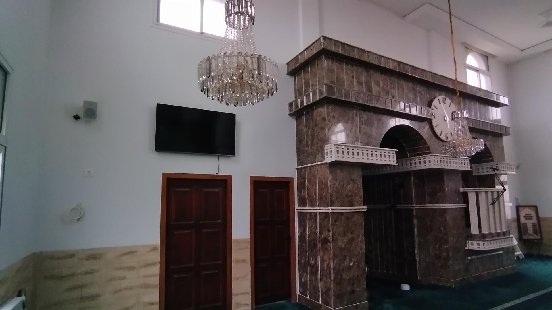 مسجد الرحمٰن الفروج