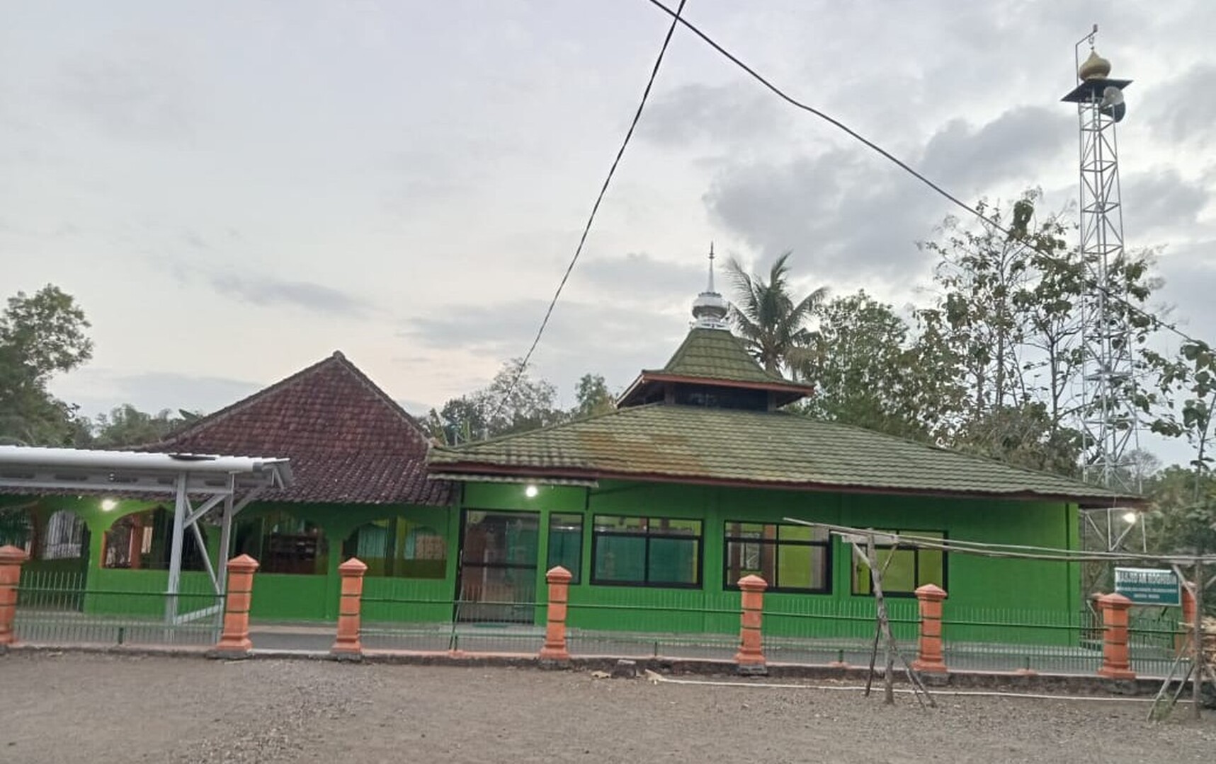 Masjid Jami' AR-ROGHIBIN
