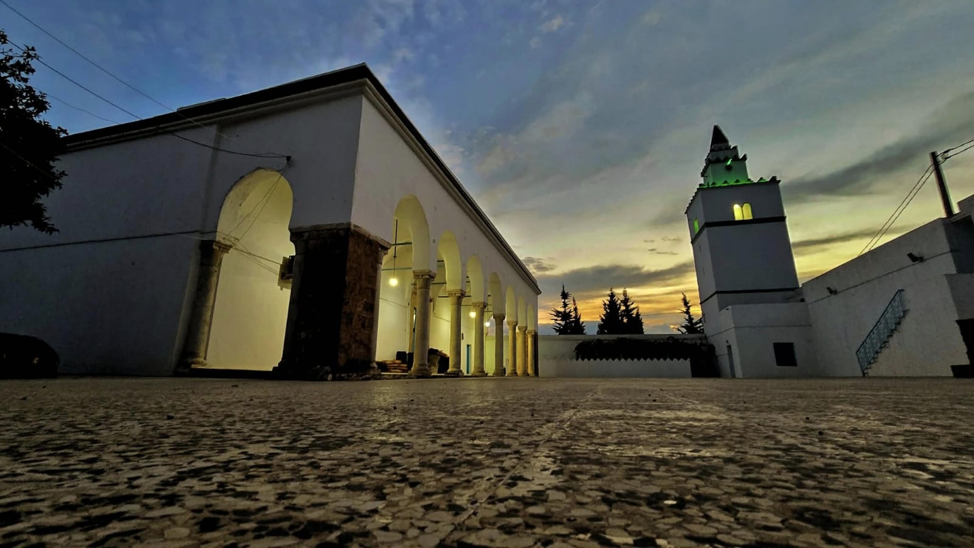 الجامع الكبير غار الملح