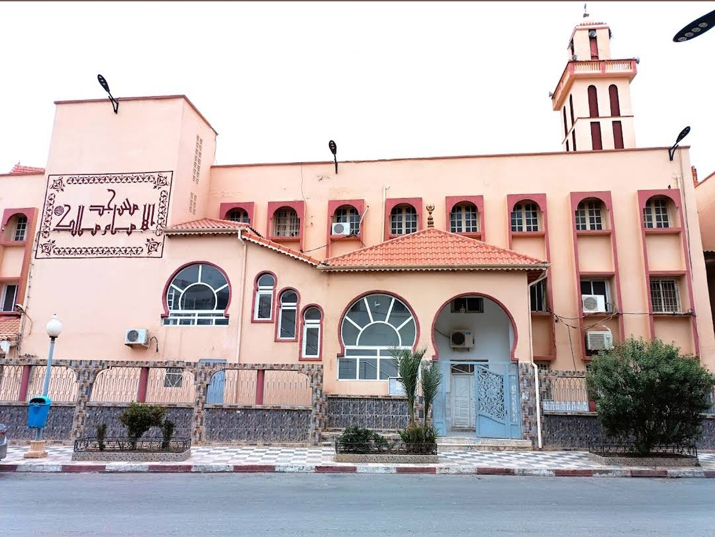 مسجد الإمام مالك  قطاع د