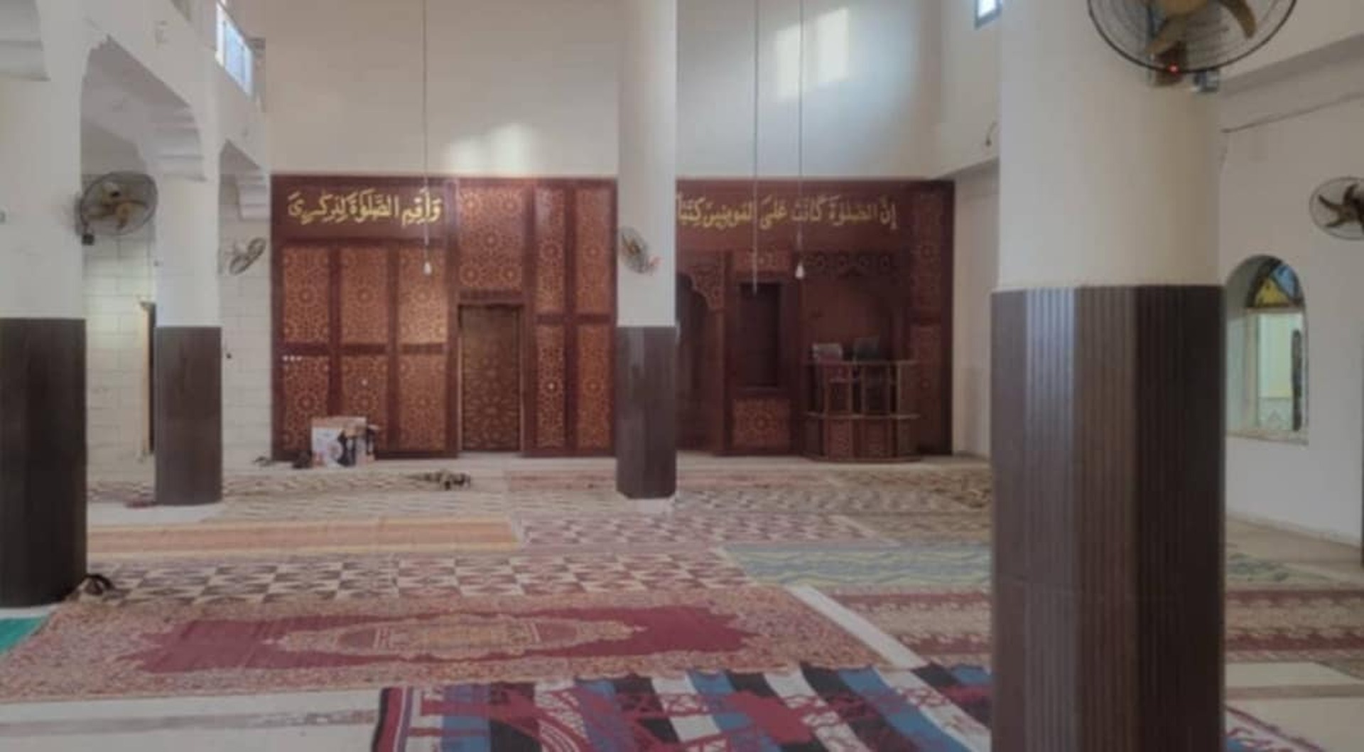 مسجد ابو بكر الصديق ( حي عابد عزي )