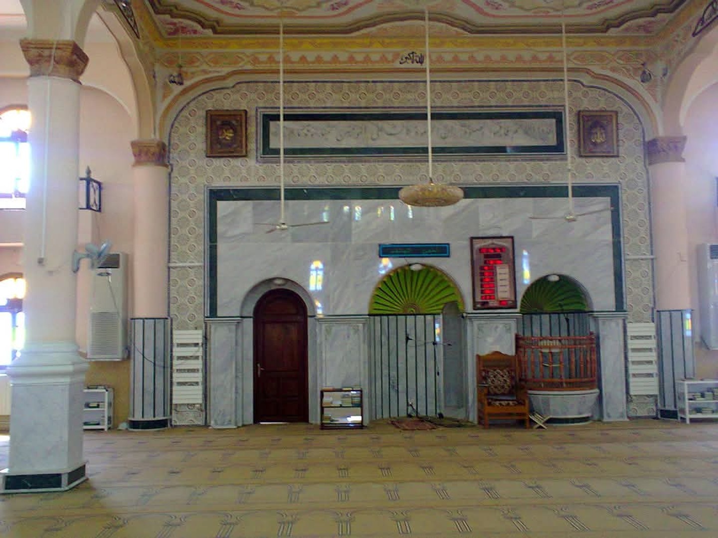 مسجد عمر بن عبد العزيز