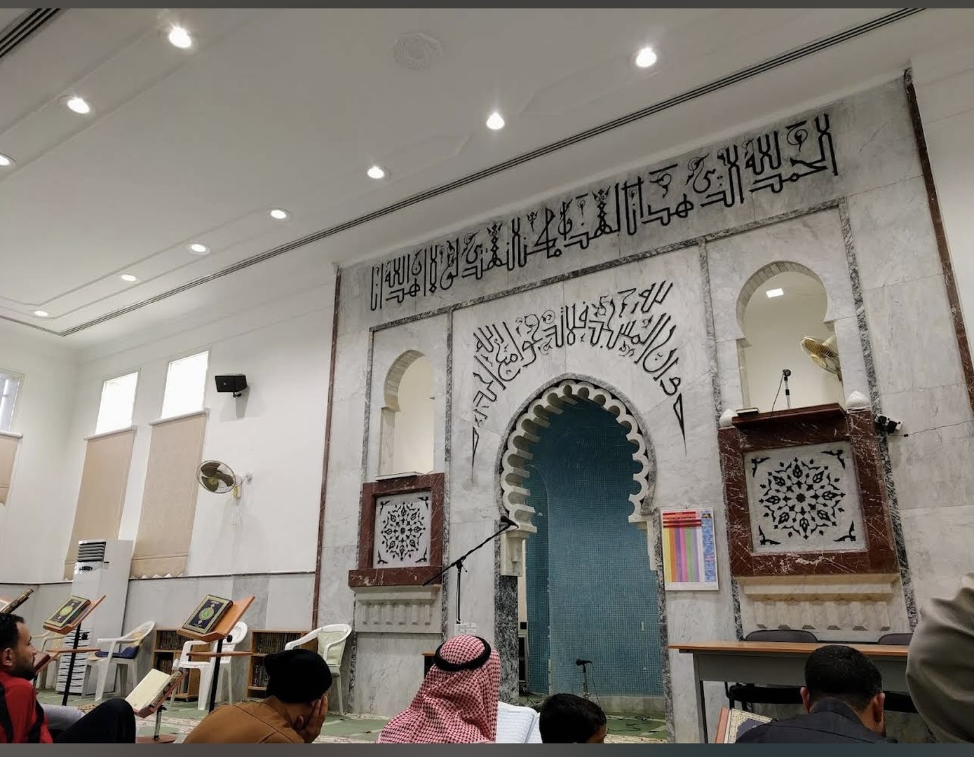 مسجد أحمد عبدالله المبارك