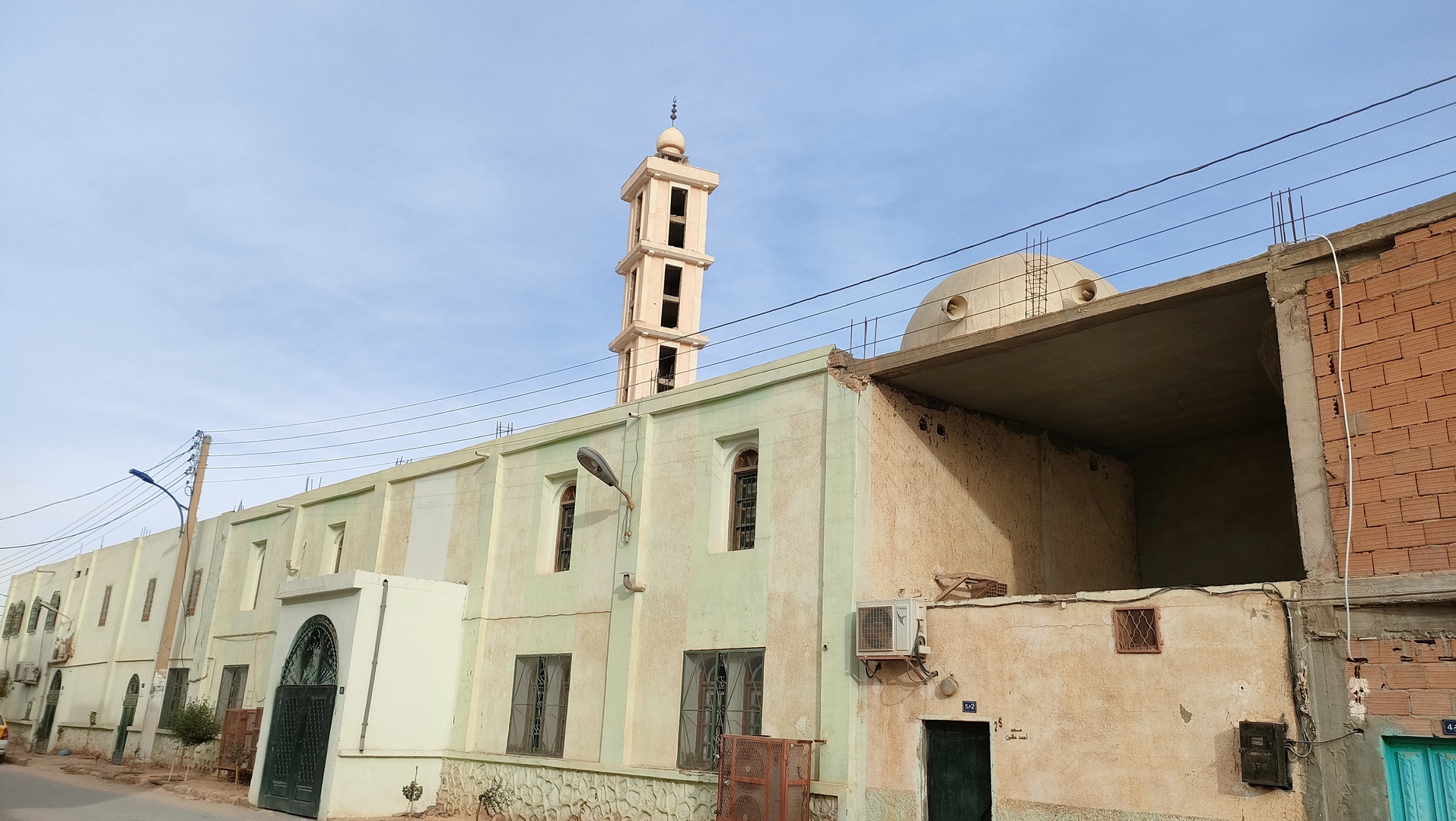 مسجد أحمد مقنين