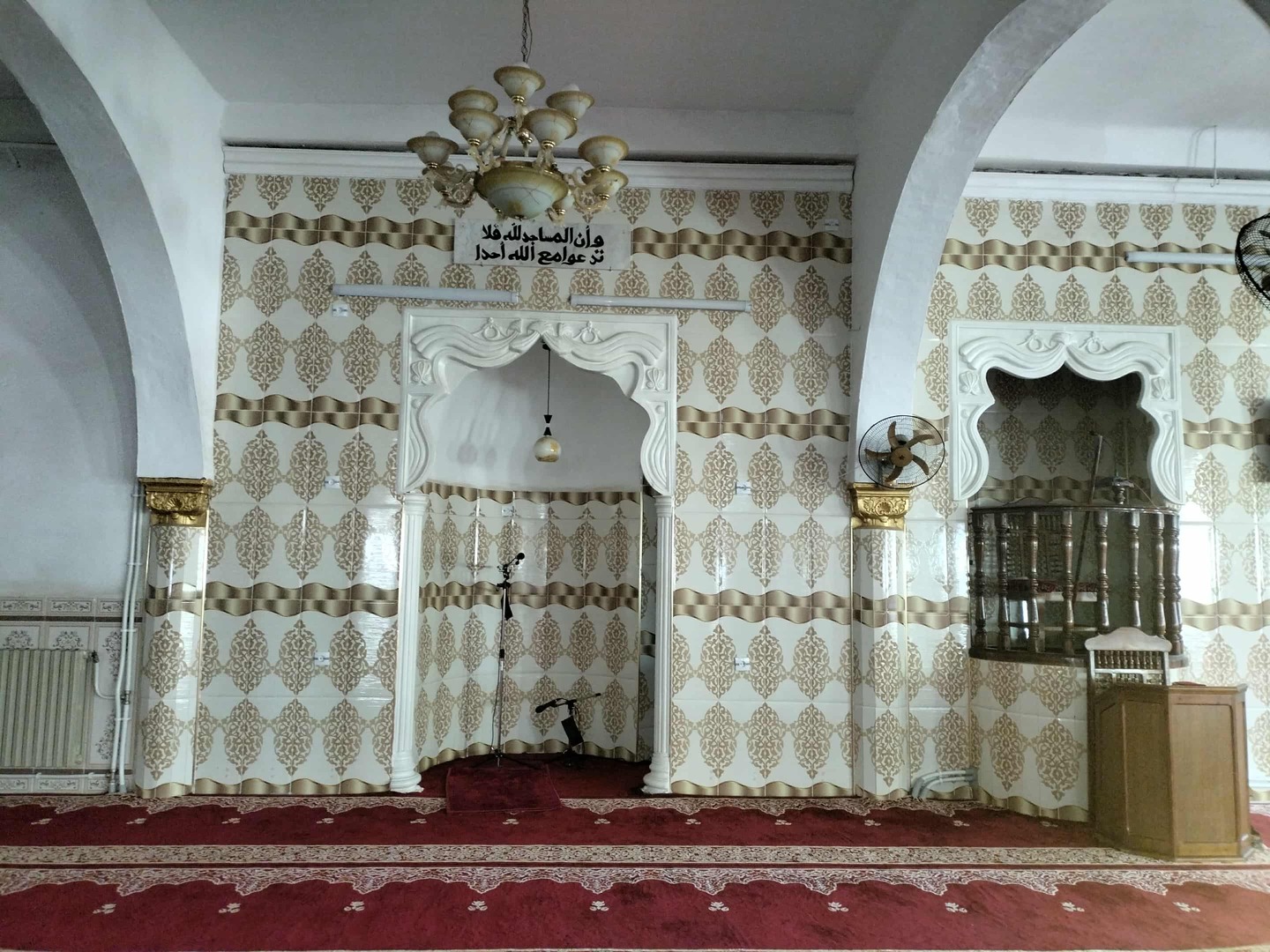 مسجد الفتح  عين فارس