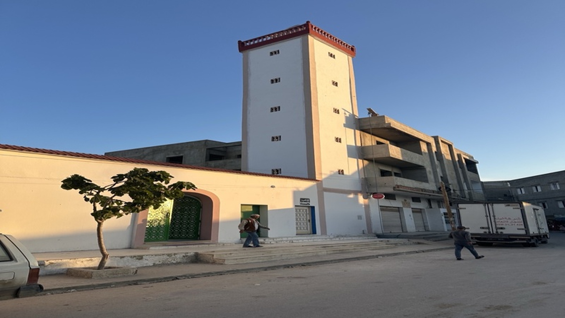 جامع اليونسي - رادس