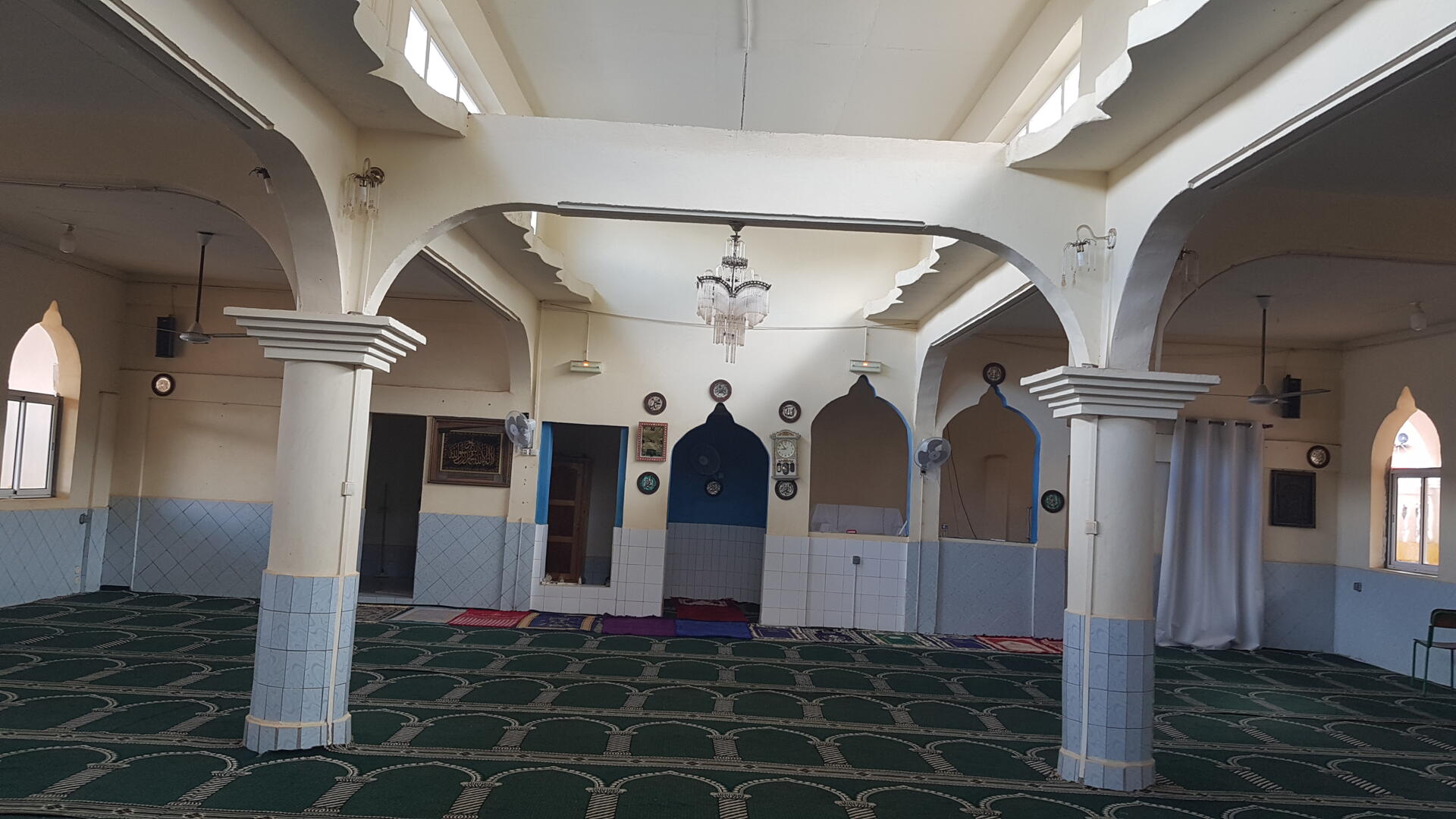 مَسْجِد الْجُمُعَةِ أنْتَنَنَ