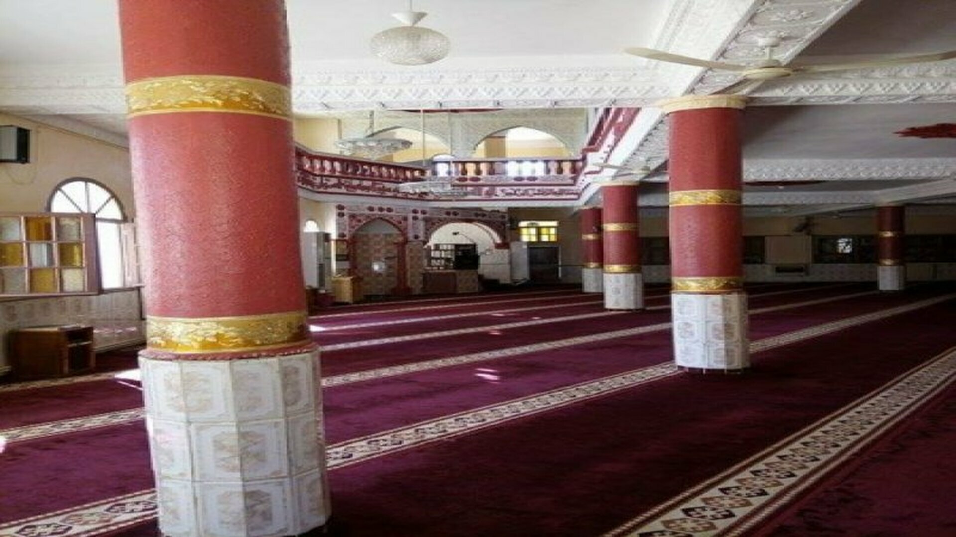 مسجد الشهيد الطيب بوسكين )العتيق(