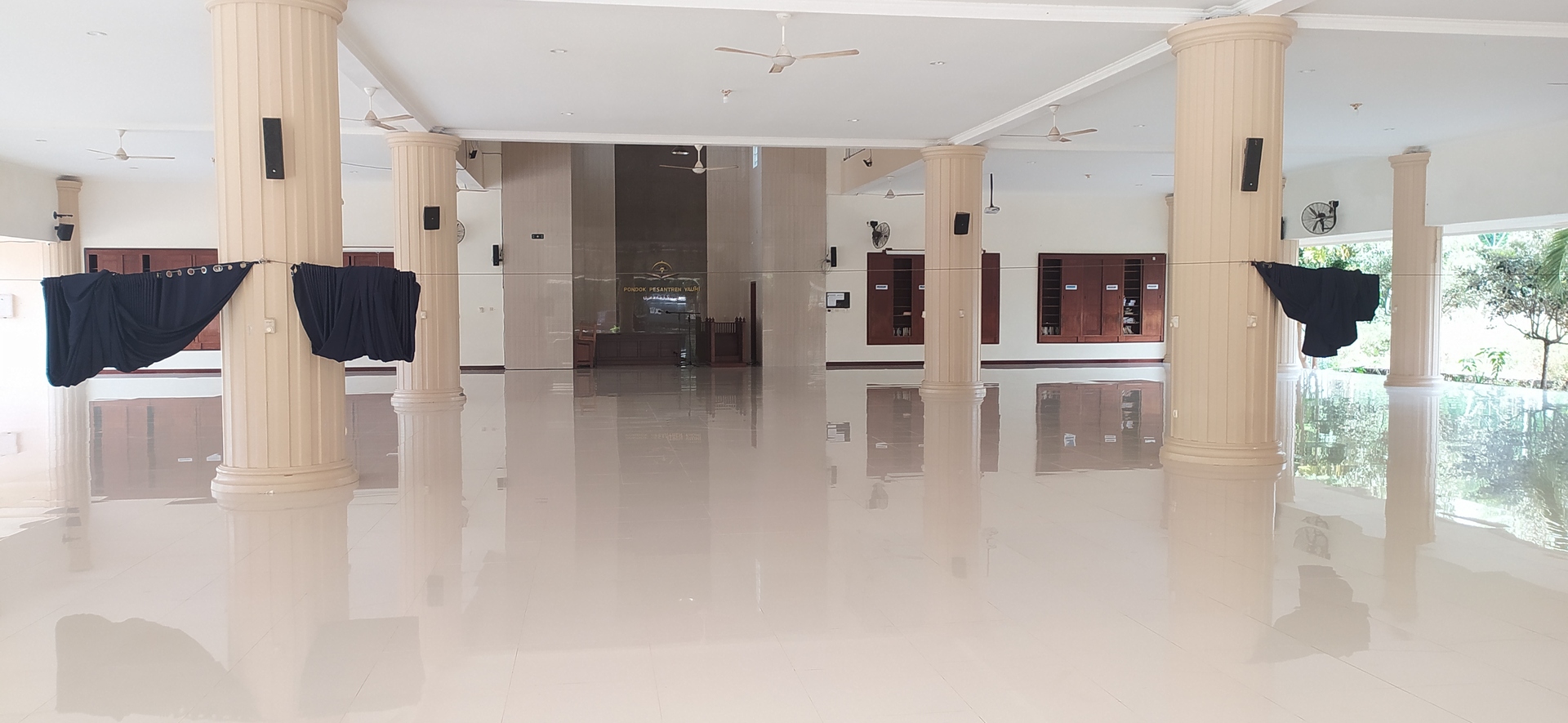 Masjid Pondok Pesantren YAUMI