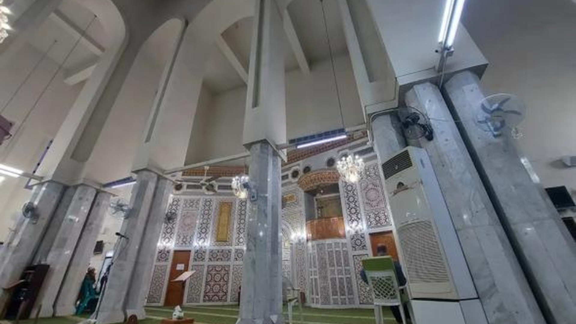 مسجد الحاج صالح أبو قورة