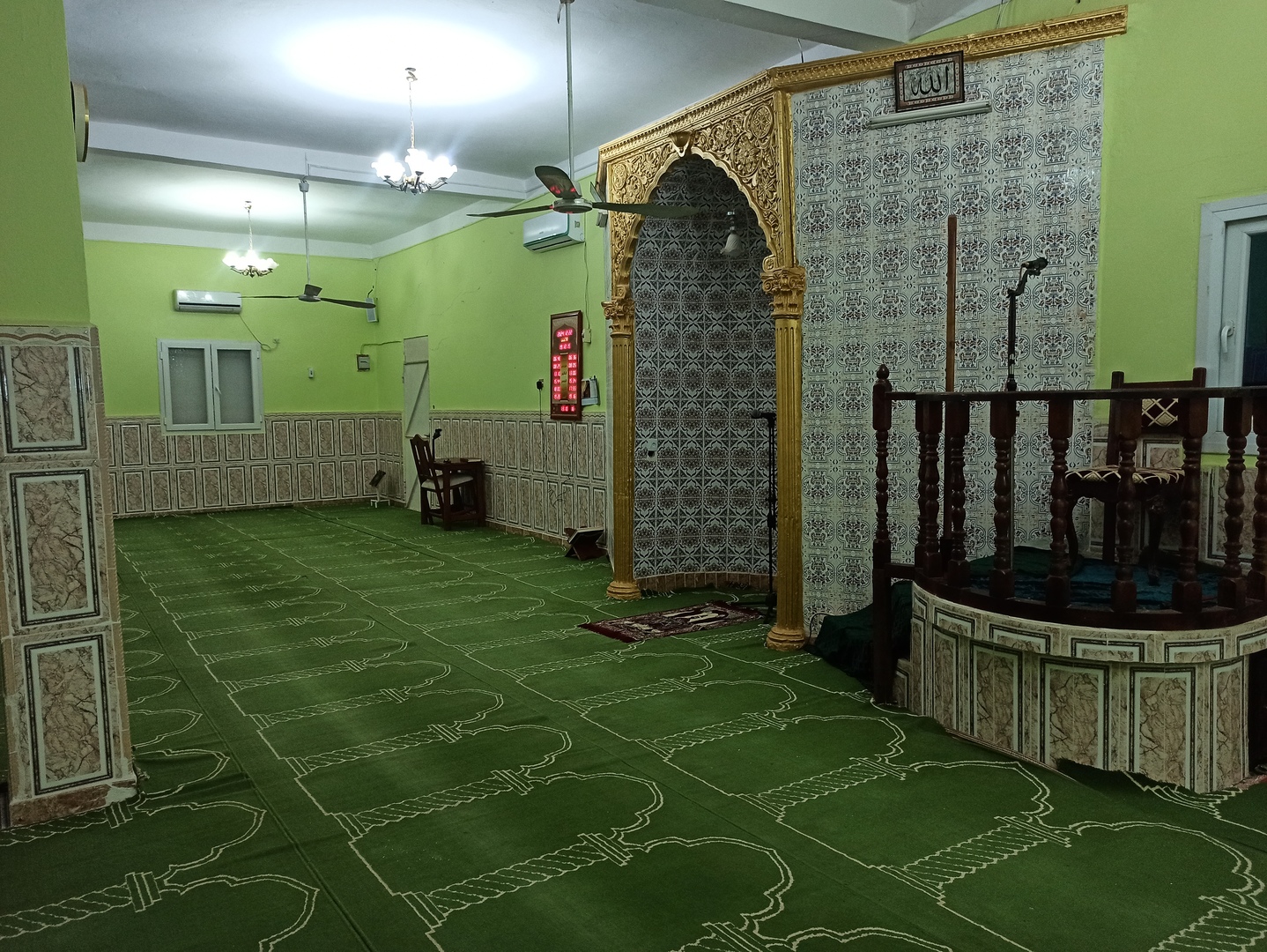 مسجد عبد الرحمان بن أبي بكر