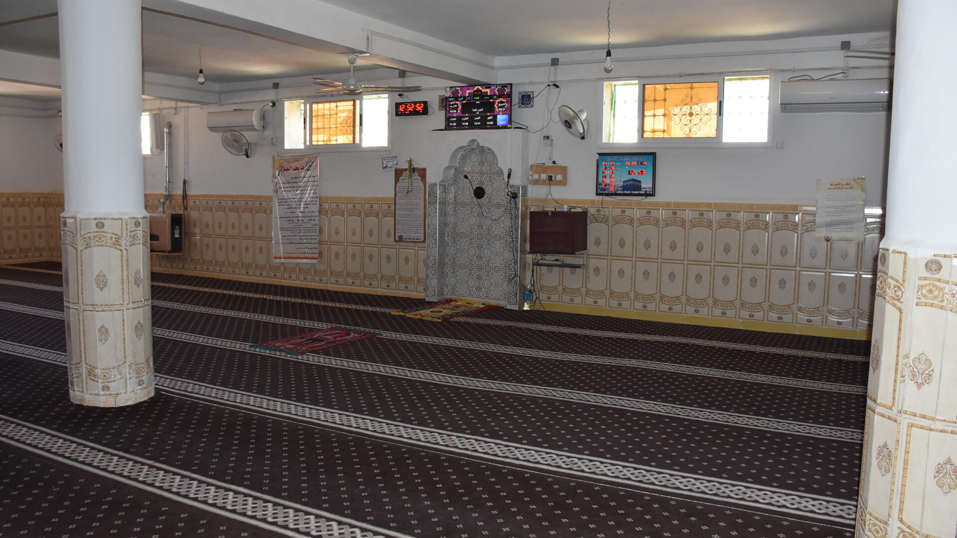 مسجد البصائر - بوحنيفية
