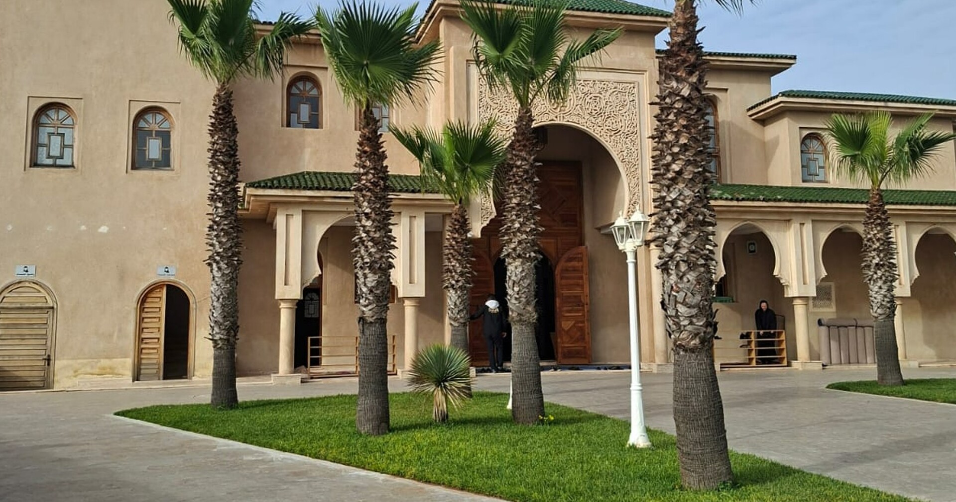 مسجد عمر الفاروق - دار-بوعزة