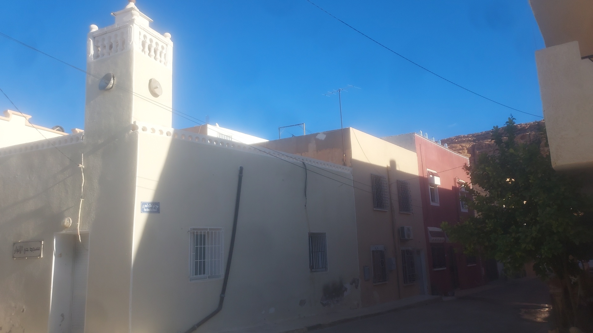 مسجد حي الأنوار