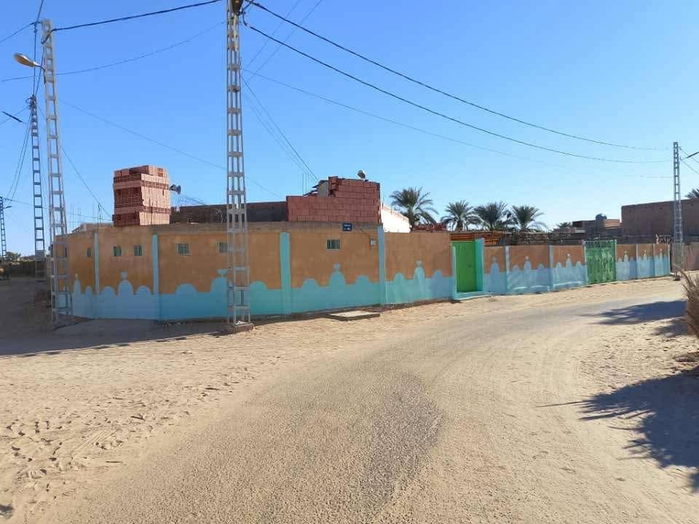 مسجد الشهيد نواري ميلود فاتيس