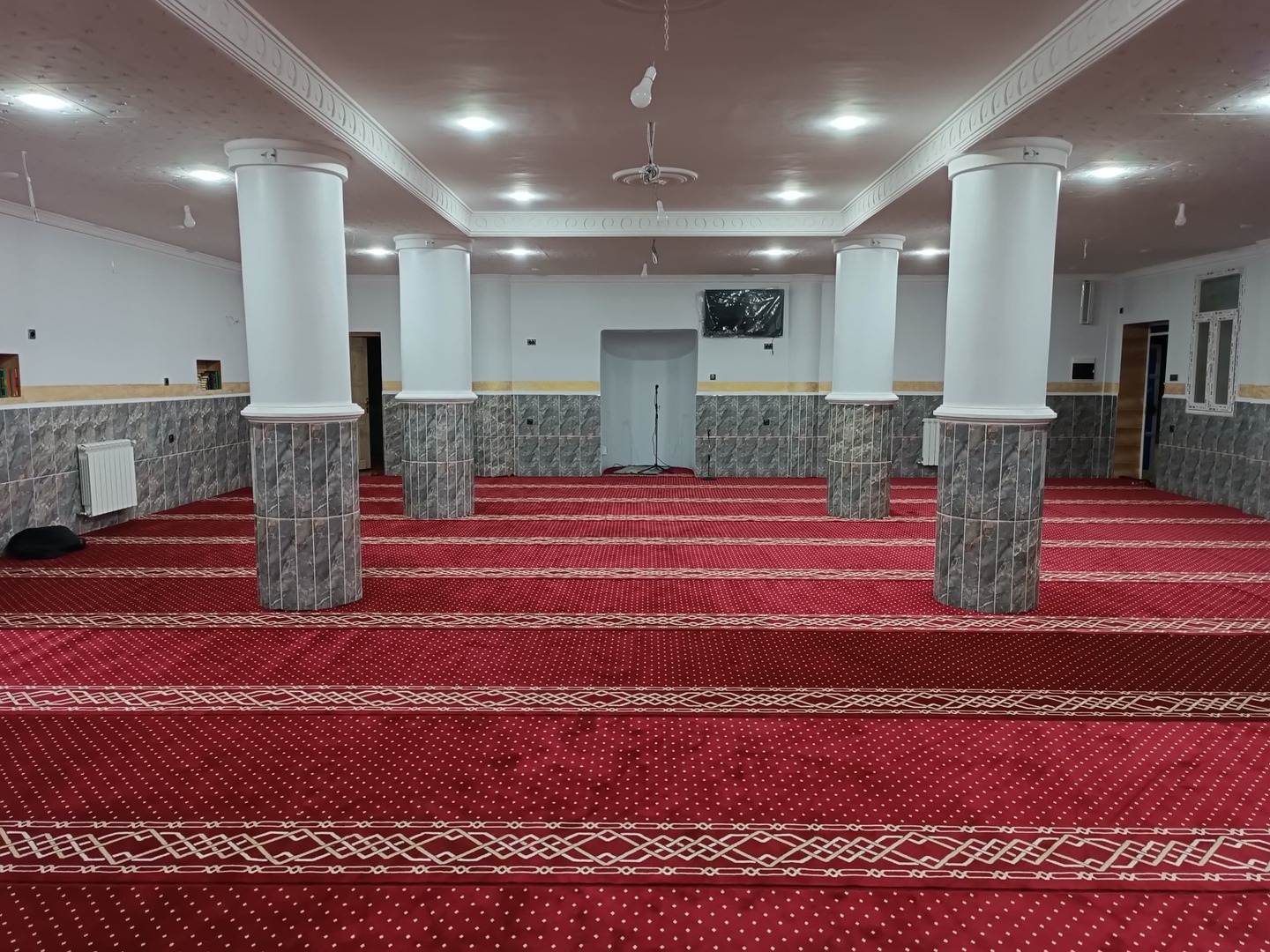 مسجد المهاجرون و الأنصار