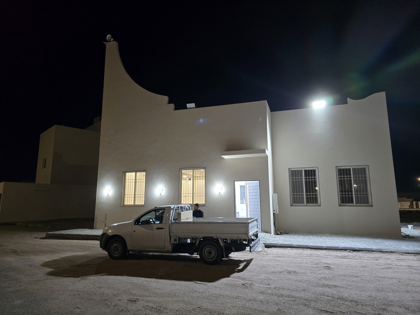 أستغفر الله وأتوب إليه