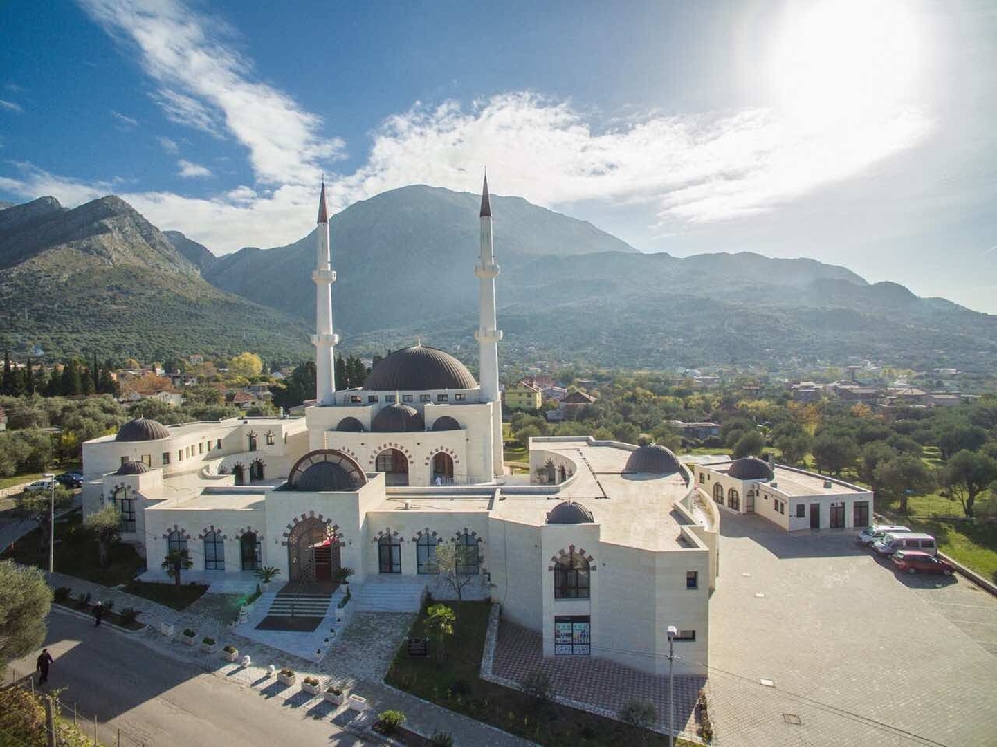 MEDŽLIS ISLAMSKE ZAJEDNICE