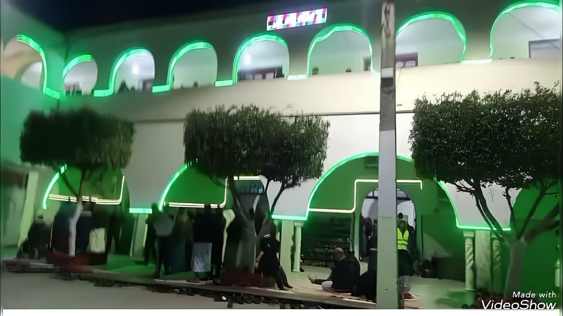 مسجد الشيخ بوعمامة حي اللوزات