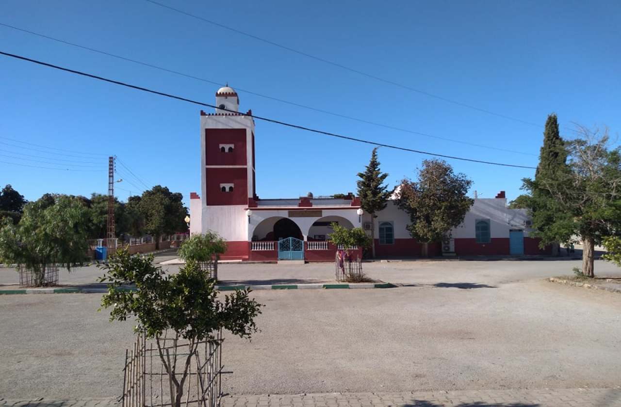 مسجد  النور قرية - دار-يغمراسن